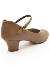 Capezio Jr. Footlight Character Shoe  550